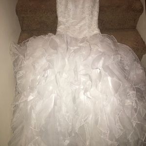 David’s bridal wedding dress